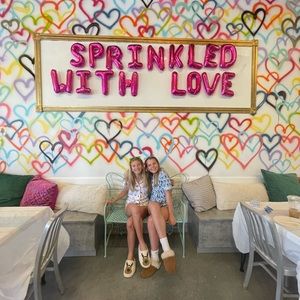 Meet your Posher, Elise